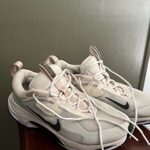 Nike Black and White Athletic Shoes